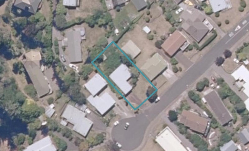 10 Silich Street, Acacia Bay, Taupō - Carousel 1