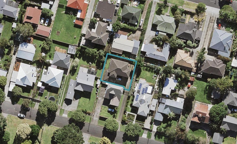 27 Hazel Avenue, Mount Roskill, Auckland - Carousel 1