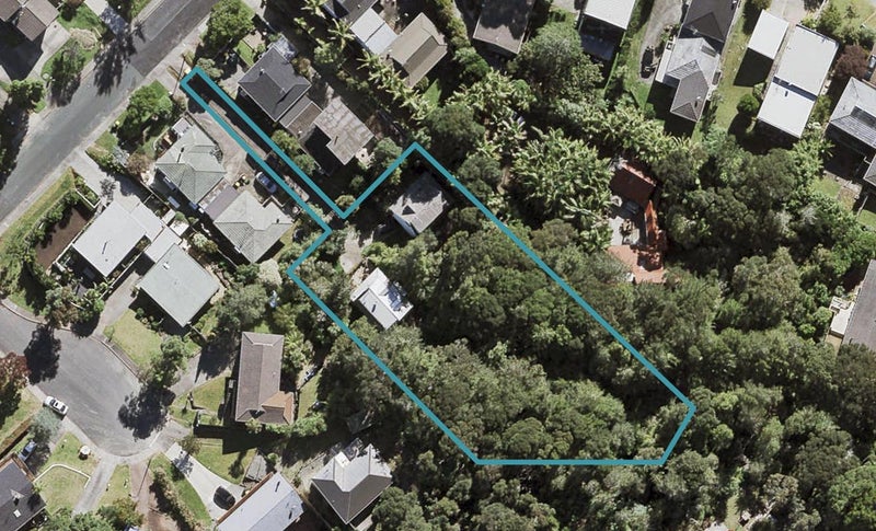2/30 Simon Ellice Drive, Bayview, Auckland - Carousel 1