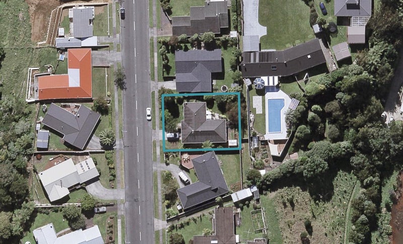 60 Heta Road, Highlands Park, New Plymouth - Carousel 1