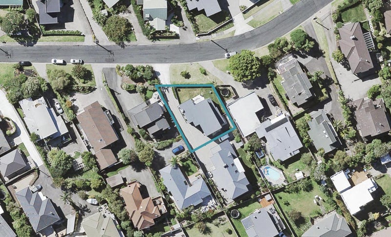 36 Penzance Road, Mairangi Bay, Auckland - Carousel 1