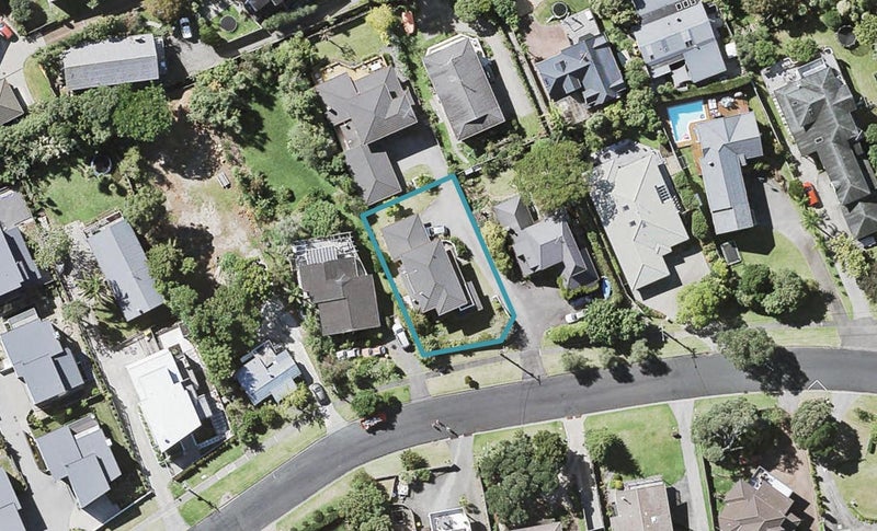 21 Penzance Road, Mairangi Bay, Auckland - Carousel 1