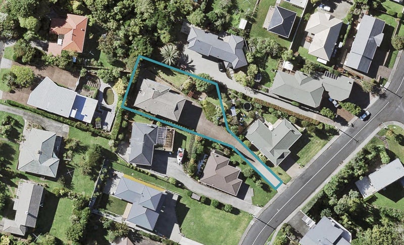 40 Glenfern Road, Mellons Bay, Auckland - Carousel 1