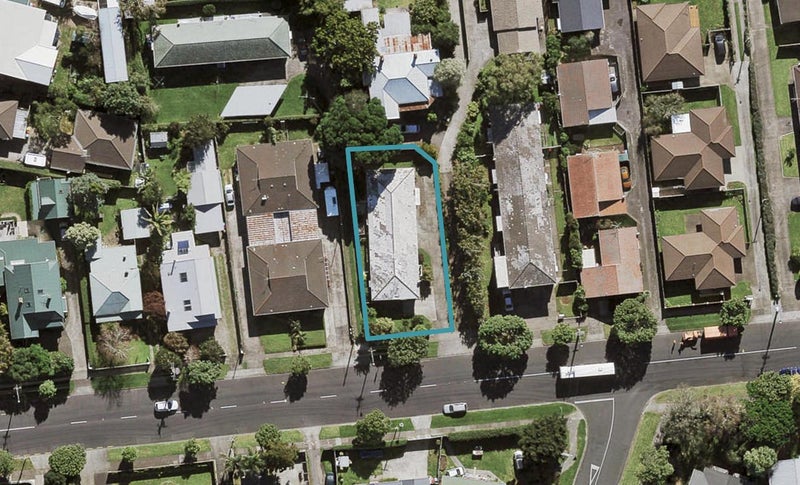 2/0 Trafalgar Street, Onehunga, Auckland - Carousel 1