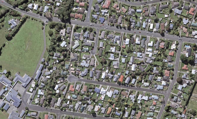3 Pokaka Place, Inglewood, Inglewood - Carousel 1