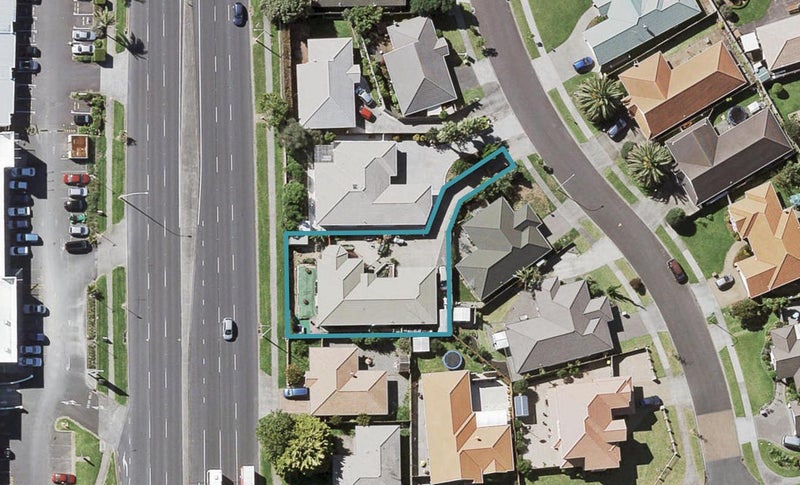 8 Glassonby Road, Northpark, Auckland - Carousel 1