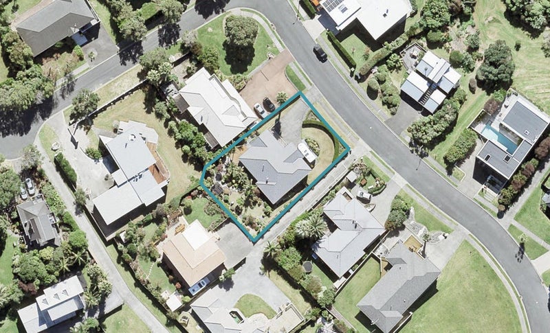 18 Clansman Terrace, Gulf Harbour, Whangaparaoa - Carousel 1