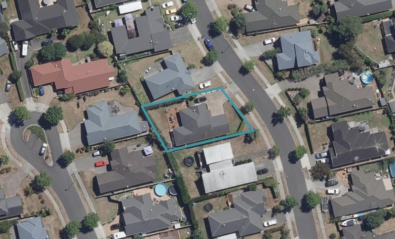 12 Portobello Way, Huntington, Hamilton - Carousel 1