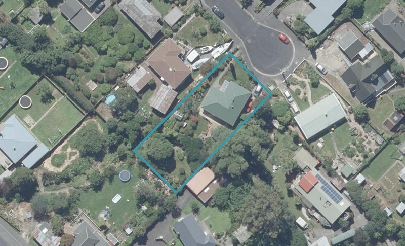 3 Fairview Terrace, Sawyers Bay, Port Chalmers - Carousel 1