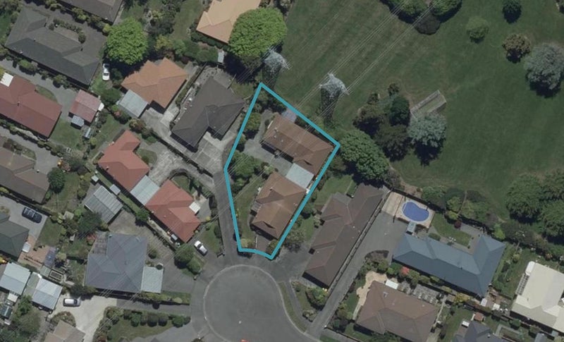 1/10 Algie Place, Avonhead, Christchurch - Carousel 1