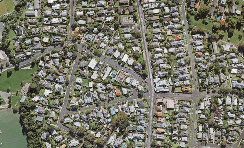 6 Rodney Road, Northcote Point, Auckland - Carousel 1