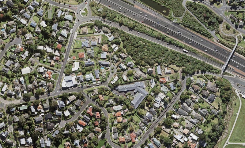 113 Frederick Street, Hillsborough, Auckland - Carousel 1