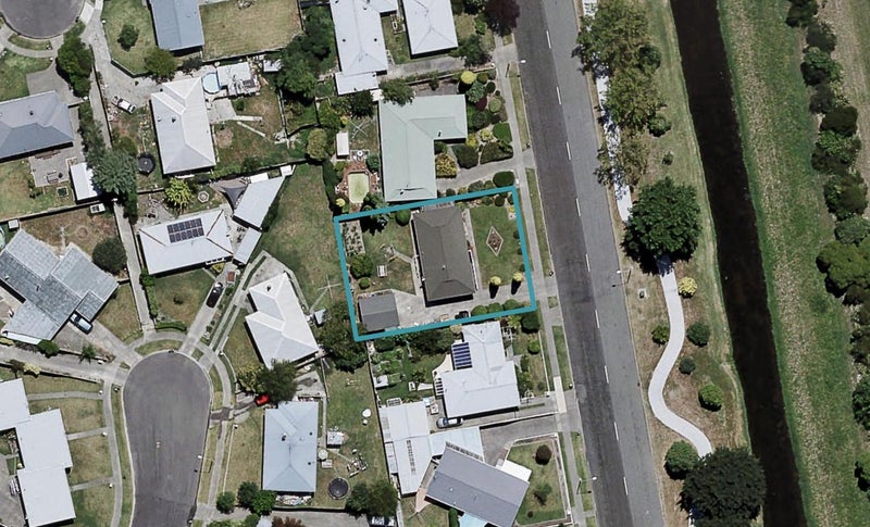 111 Westminster Avenue, Tamatea, Napier - Carousel 1