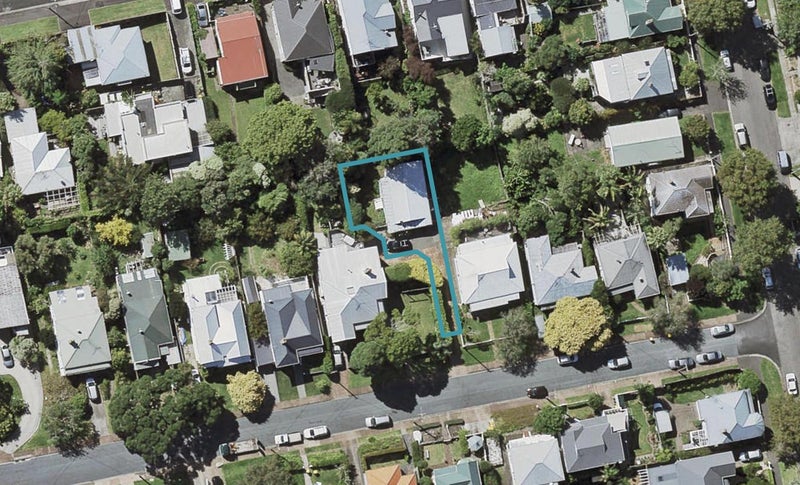 10 St Leonards Road, Devonport, Auckland - Carousel 1