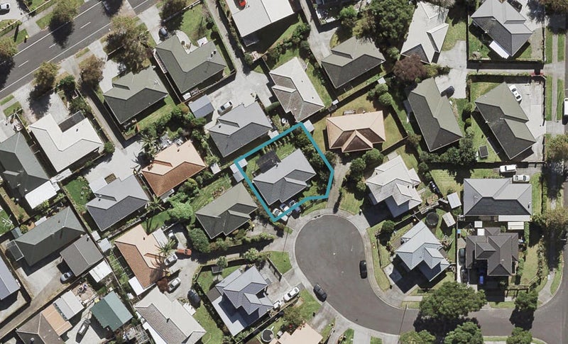 9 Royalpark Place, Favona, Auckland - Carousel 1