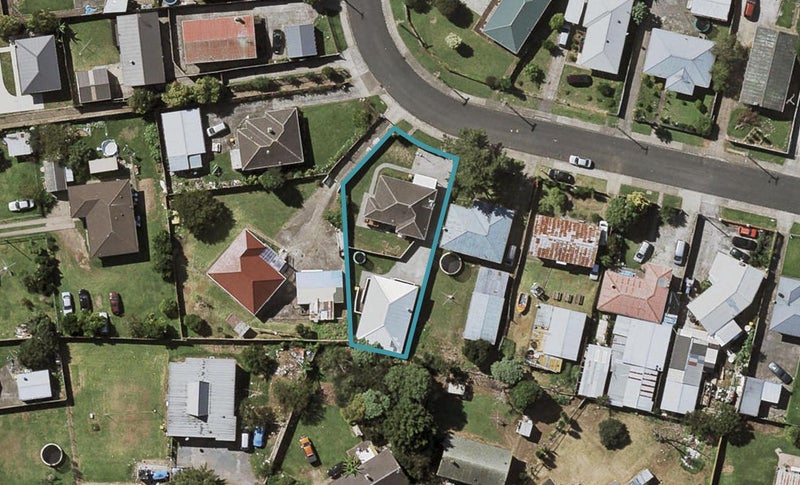 22 Parker Crescent, Otara, Auckland - Carousel 1