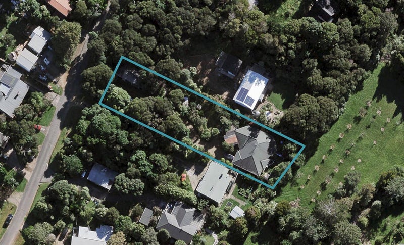 59 Whakarite Road, Ostend, Waiheke Island - Carousel 1