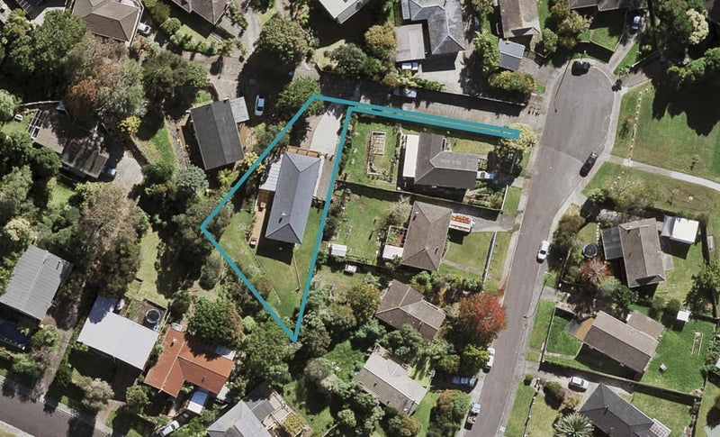 14 Wanita Place, Totara Vale, Auckland - Carousel 1
