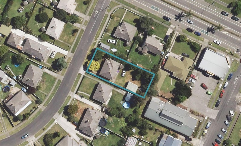 2 Abbott Street, Te Hapara, Gisborne - Carousel 1