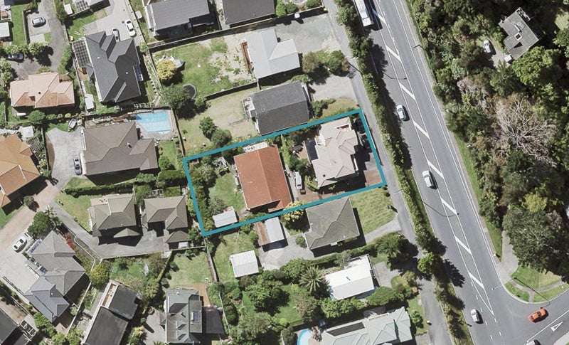 1/748 East Coast Road, Pinehill, Auckland - Carousel 1