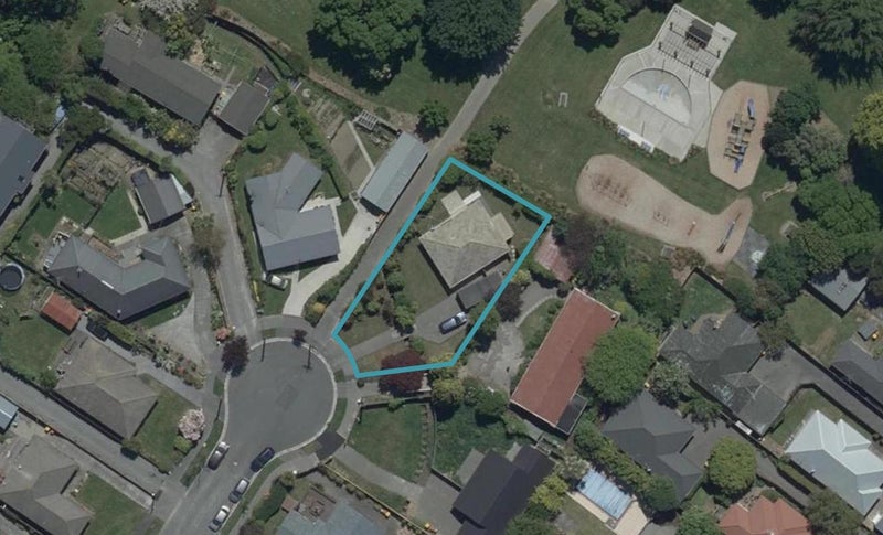 46 Torquay Place, Bryndwr, Christchurch - Carousel 1