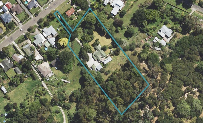 45 Massey Road, Mangapapa, Gisborne - Carousel 1