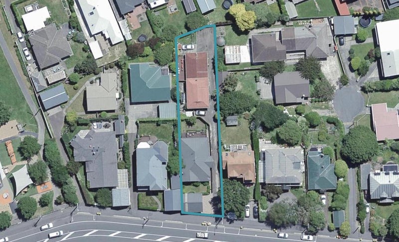 376 Karori Road, Karori, Wellington - Carousel 1
