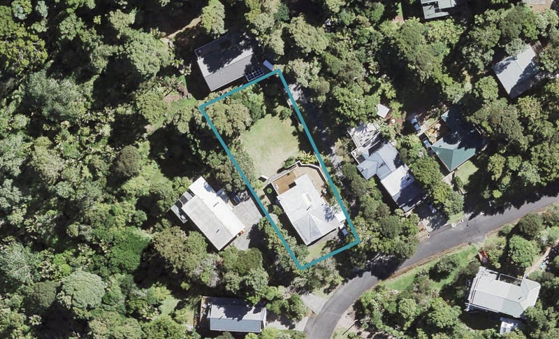 11 Karen Road, Laingholm, Auckland - Carousel 1
