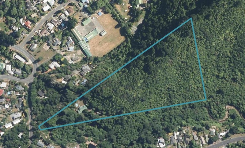 33 Plateau Road, Te Marua, Upper Hutt - Carousel 1