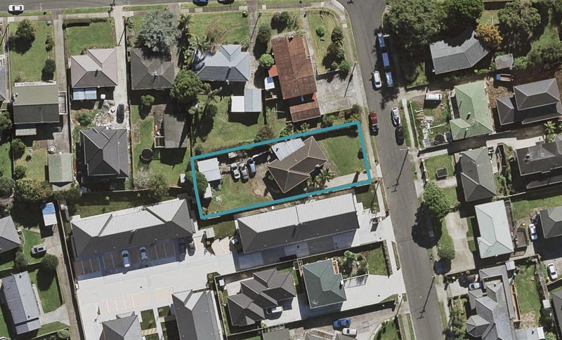 10 Raymond Road, Papatoetoe, Auckland - Carousel 1