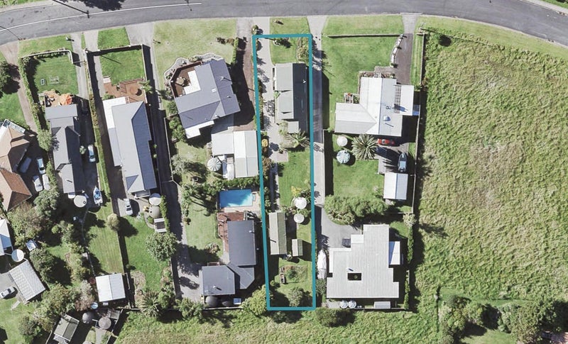 3/21 Campbell Road, Maraetai, Auckland - Carousel 1