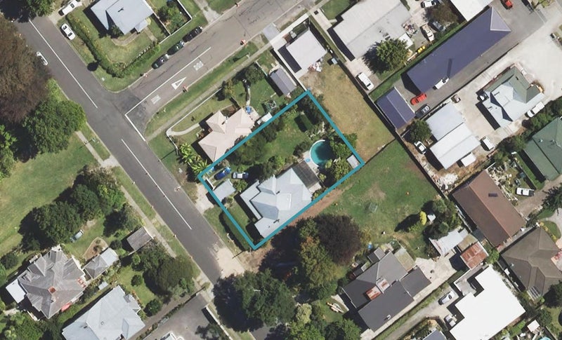 111 Stout Street, Whataupoko, Gisborne - Carousel 1
