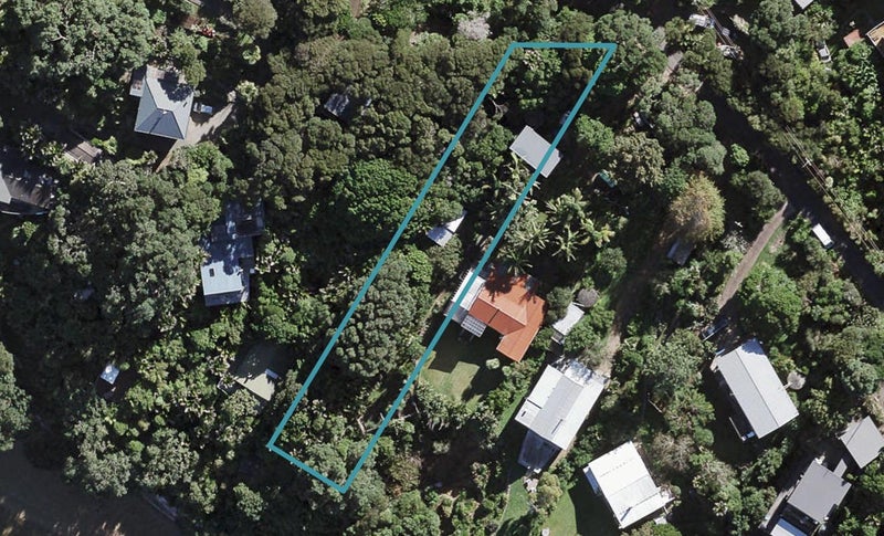 18 Omiha Road, Omiha, Waiheke Island - Carousel 1
