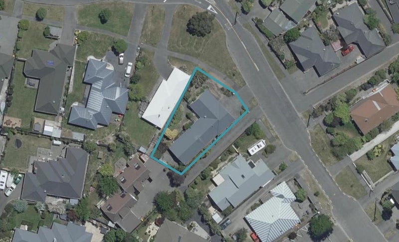 21 Waitikiri Drive, Parklands, Christchurch - Carousel 1