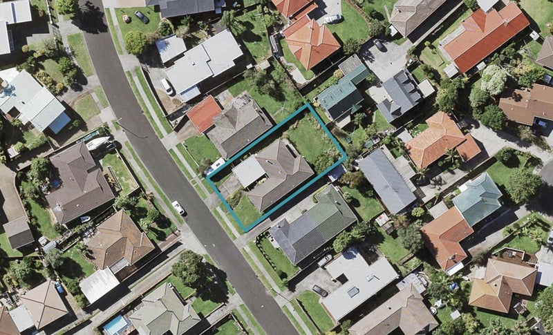 32 Luton Avenue, Sunnyhills, Auckland - Carousel 1