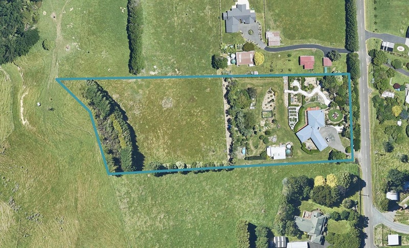60 Gasson Lane, Pyes Pa, Tauranga - Carousel 1