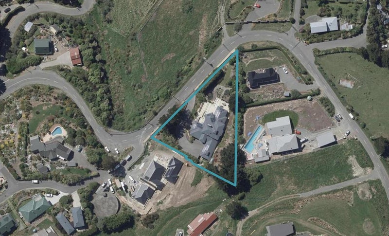 336 Mount Pleasant Road, Mount Pleasant, Christchurch - Carousel 1