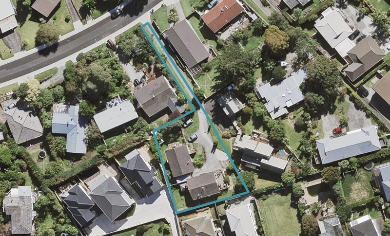 1/27 Shanaway Rise, Hillcrest, Auckland - Carousel 1