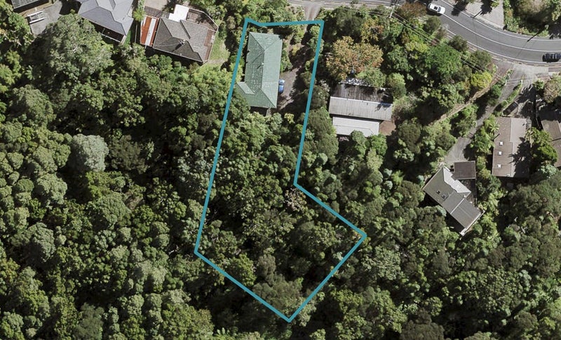 210 Godley Road, Titirangi, Auckland - Carousel 1