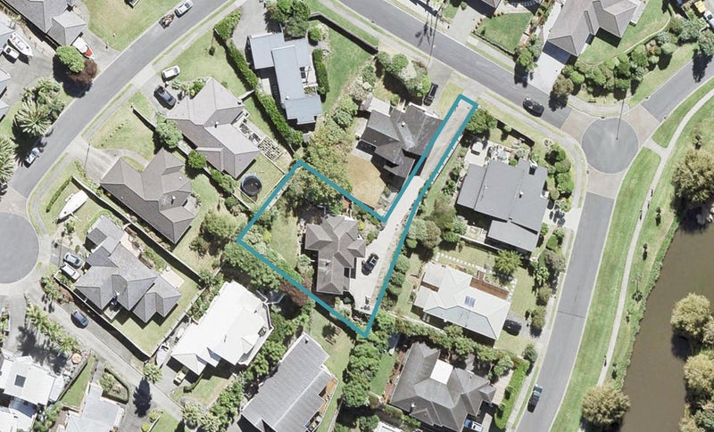 3 Commodore Court, Gulf Harbour, Whangaparaoa - Carousel 1