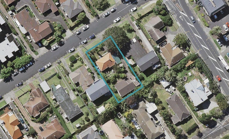 2/26 Byron Avenue, Takapuna, Auckland - Carousel 1