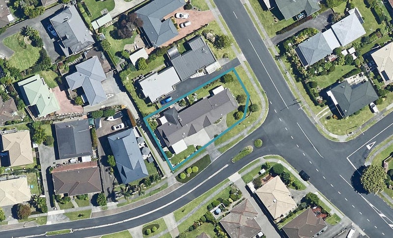 2 Percival Avenue, Matua, Tauranga - Carousel 1