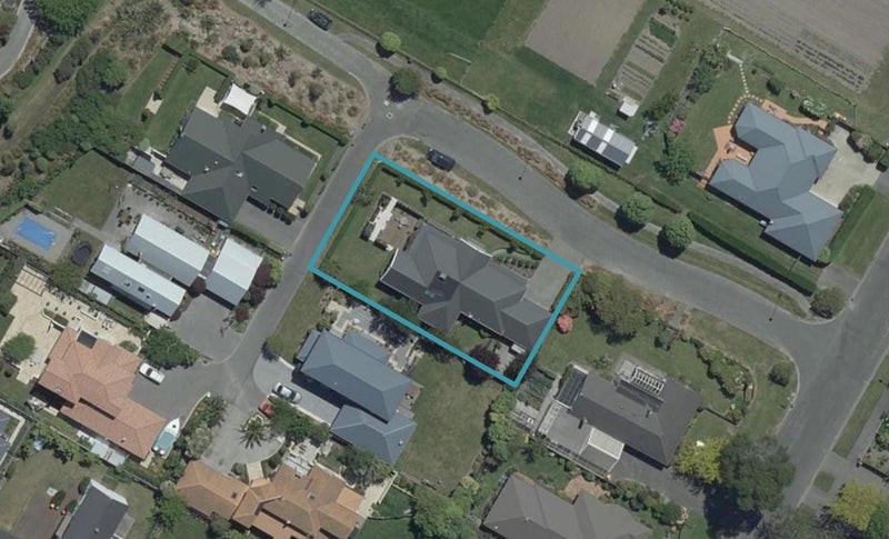 3 Chilvers Way, Harewood, Christchurch - Carousel 1