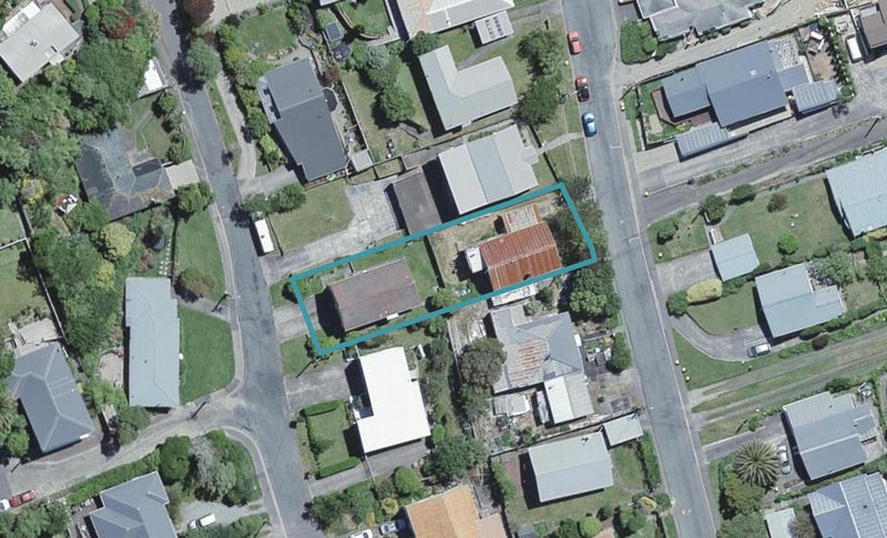 93 Parkvale Road, Karori, Wellington - Carousel 1