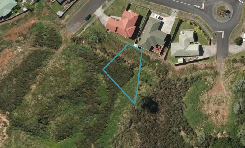 15 Sawgrass Rise, Te Kamo, Whangārei - Carousel 1