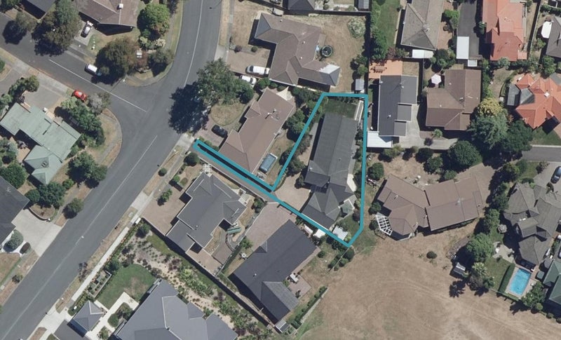 32 Delamare Road, St Andrews, Hamilton - Carousel 1
