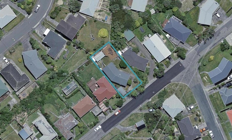 10 Link Road, Newlands, Wellington - Carousel 1