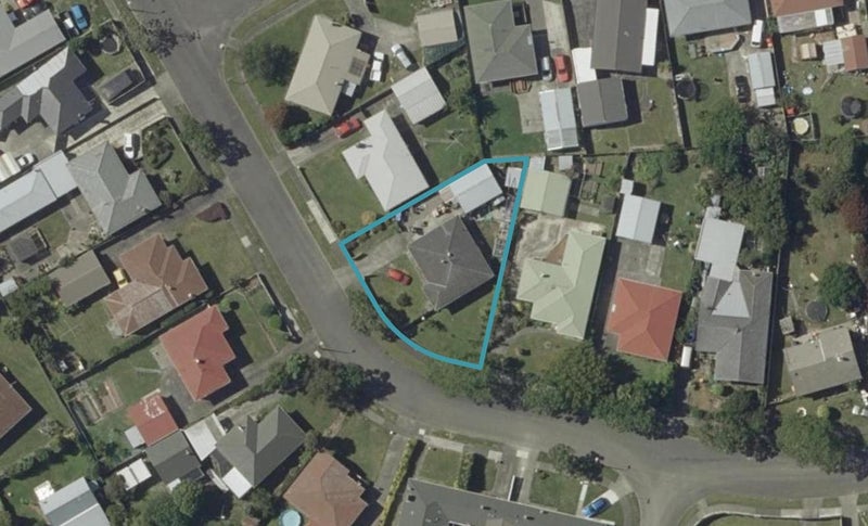 15 Ellesmere Crescent, Highbury, Palmerston North - Carousel 1