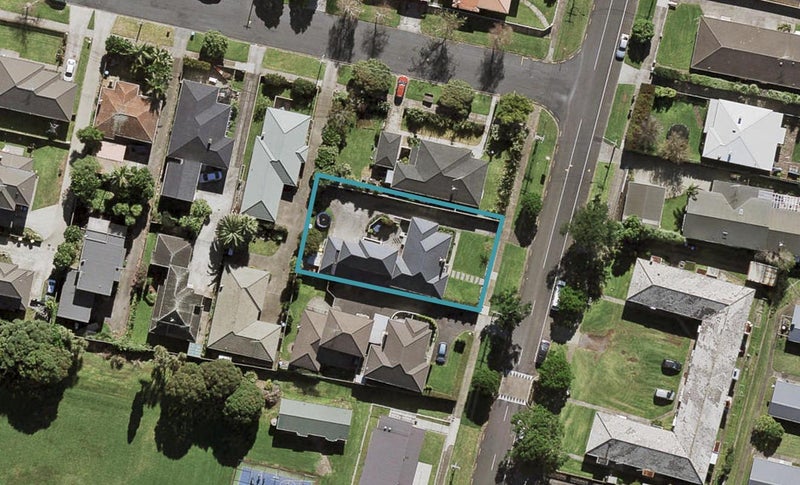 86 Symonds Street, Royal Oak, Auckland - Carousel 1