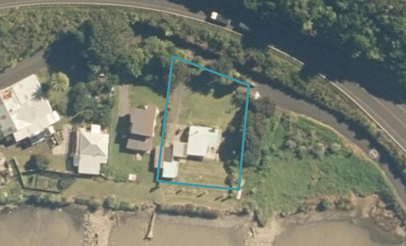 3 Te Kauri Road, Mokau, Mōkau - Carousel 1